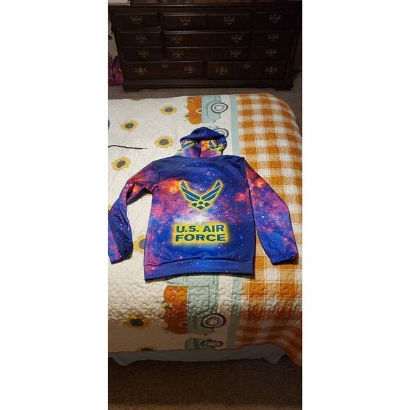 NWOT AIR FORCE SWEATSHIRT - Picture 1 of 4